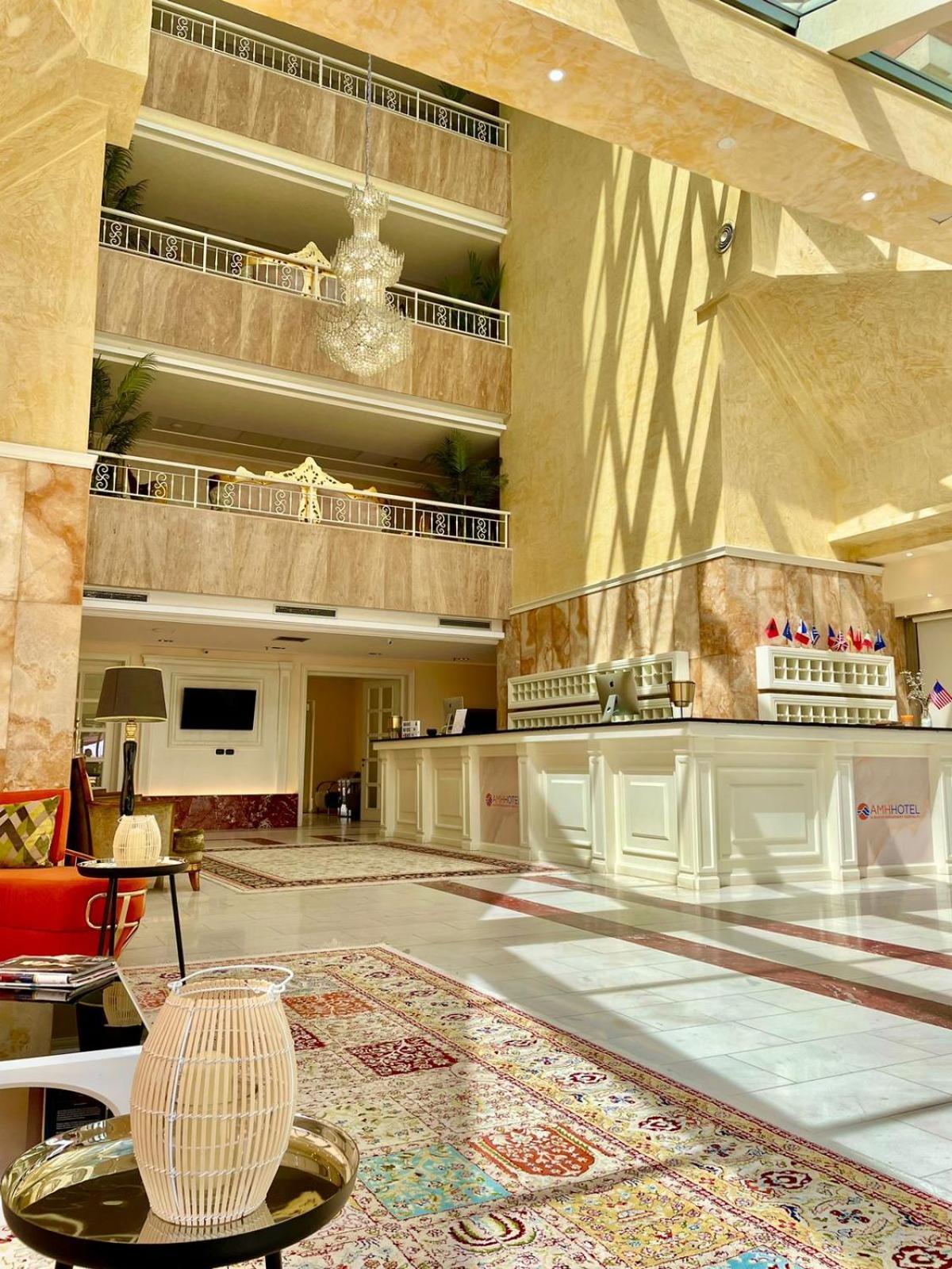 Amh Hotel Dıraç Dış mekan fotoğraf