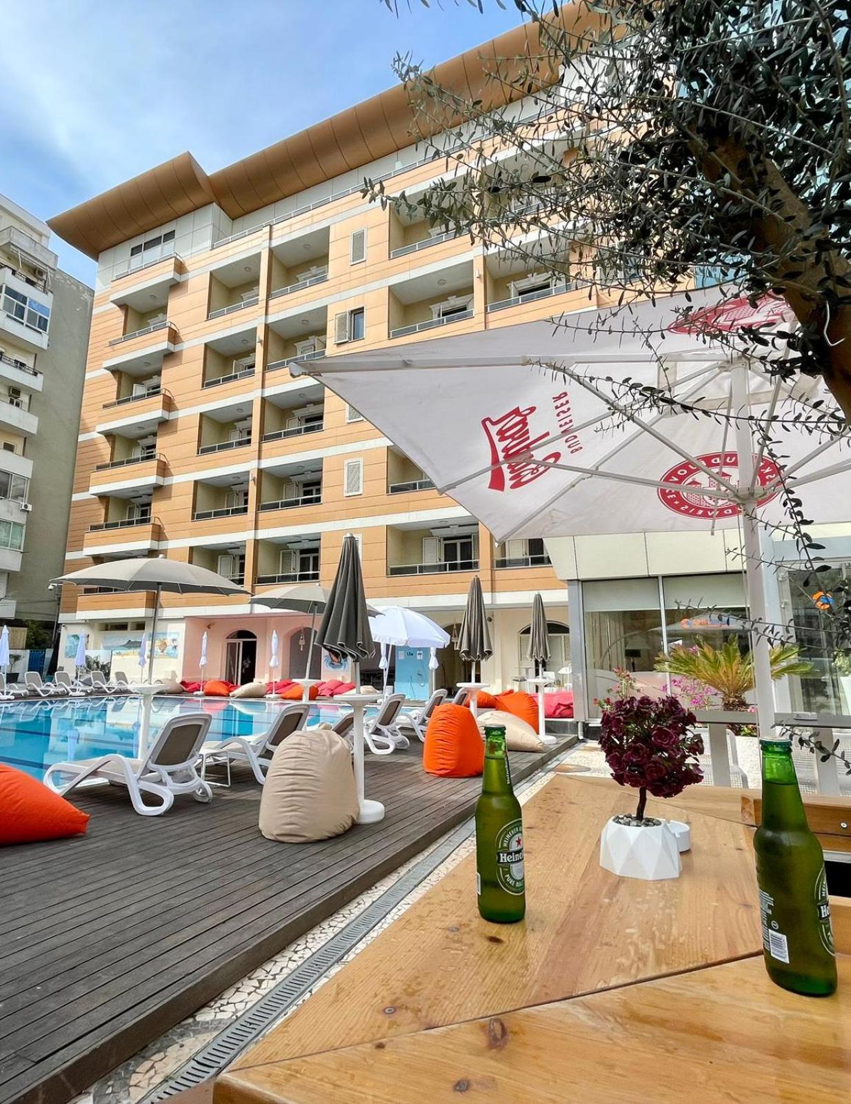 Amh Hotel Dıraç Dış mekan fotoğraf